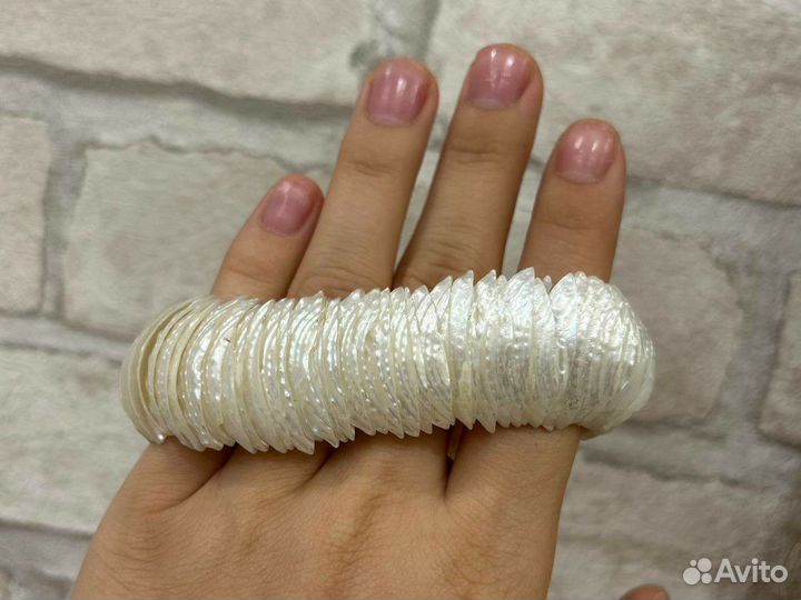 Браслет морской из ракушек