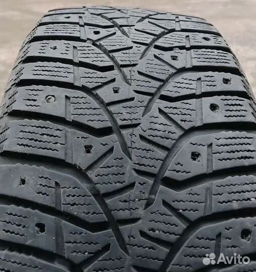 Bridgestone Blizzak Revo2 205/55 R16 93
