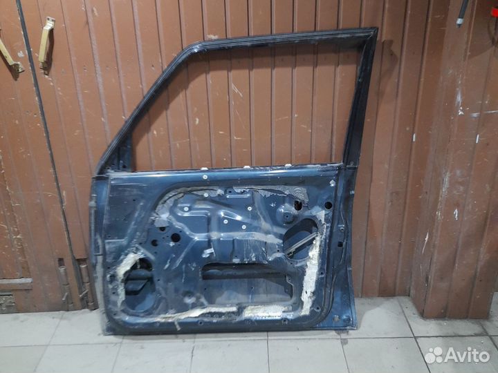 Дверь передняя правая паджеро 2 91-96