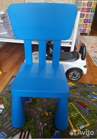 Стул маммут Икея и стол с хранением пластик