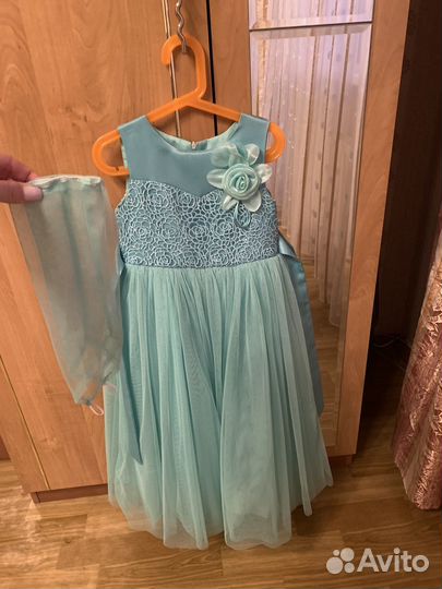 Платье на девочку