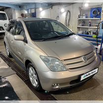 Toyota Ist 1.5 AT, 2002, 340 000 км, с пробегом, цена 700 000 руб.