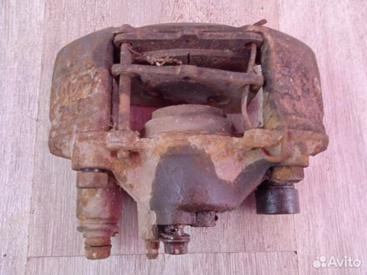 Суппорт передний левый Kia Rio DC A5D 2002