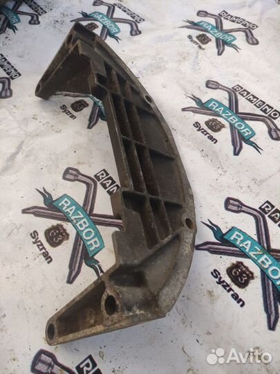 Усилитель змз-406 картера сцепления