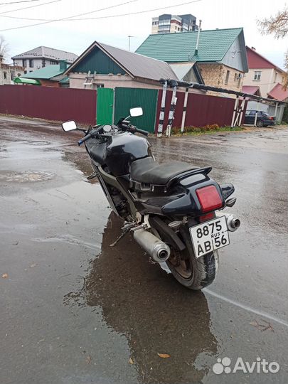 Kawasaki zzr 1100