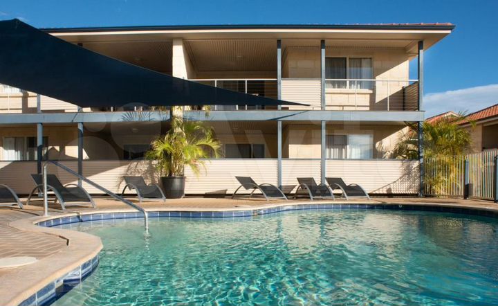 Гостиница, 330 м²