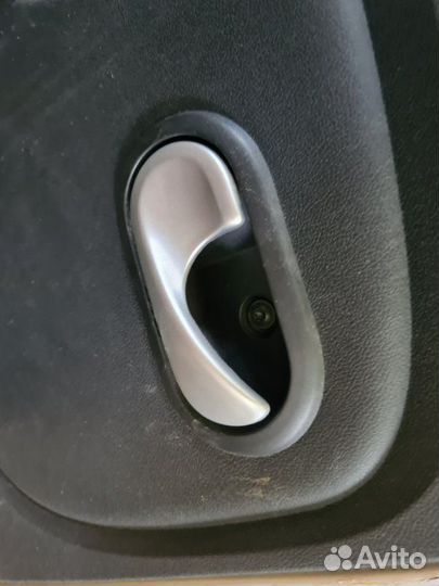 Ручка двери внутренняя LADA Largus K4M 2016