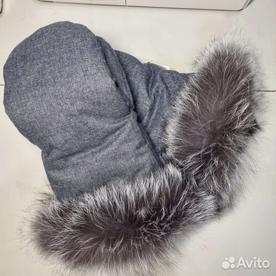Варежки муфта на коляску или сани с мехом енота