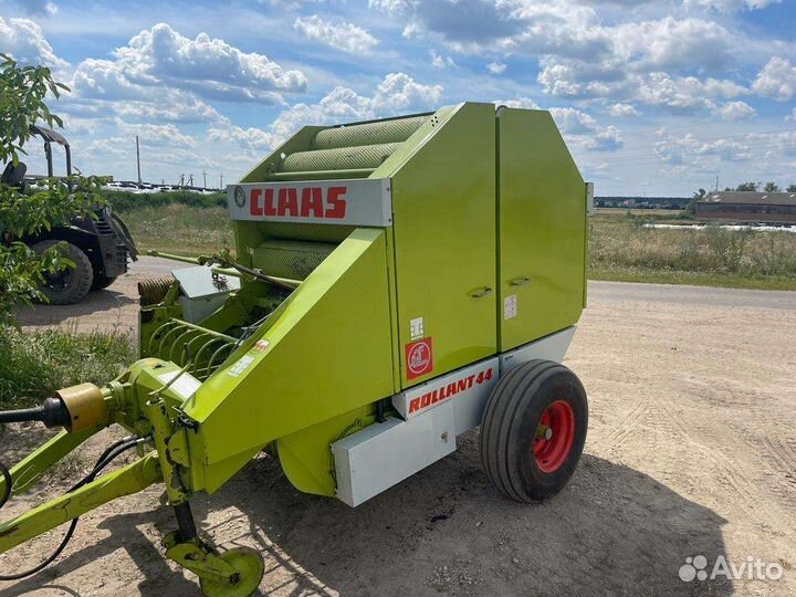 Пресс-подборщик Claas Rollant 44, 1990