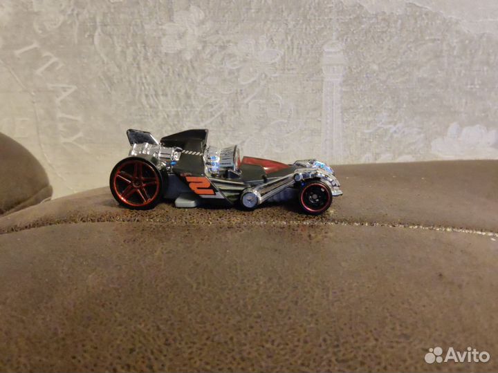 Машинка Хот Вилс