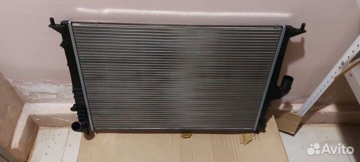 Радиатор охлаждения Лада Ларгус
