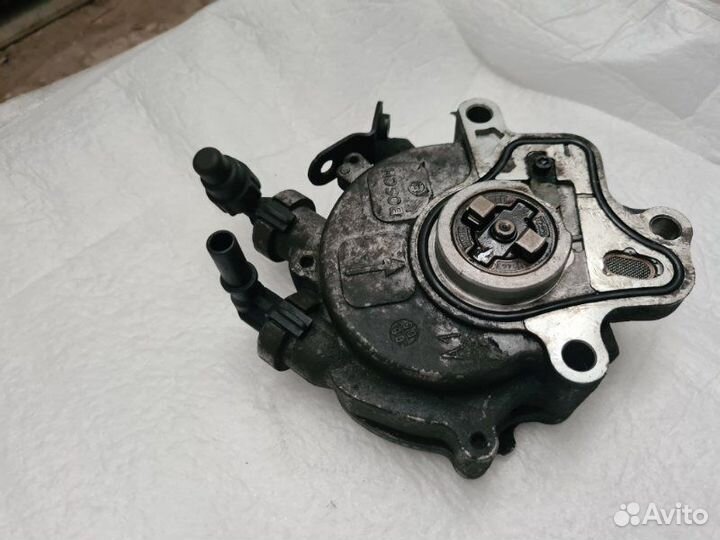 Насос масляный Land Rover Discovery 3 2.7 TDI 2008