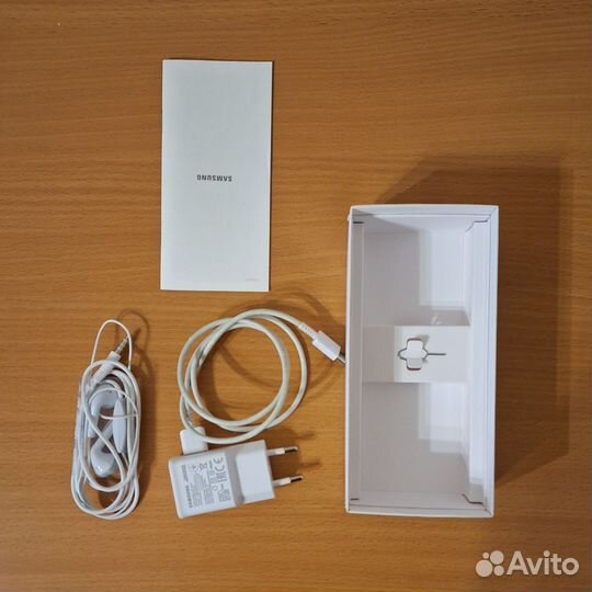 Samsung Galaxy A31, 4/64 ГБ