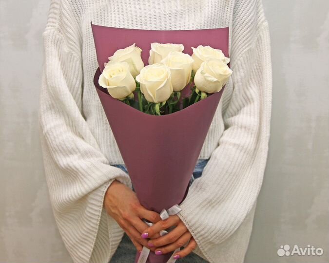 Букет из 7 белых роз premium 40-50 см (Эквадор)