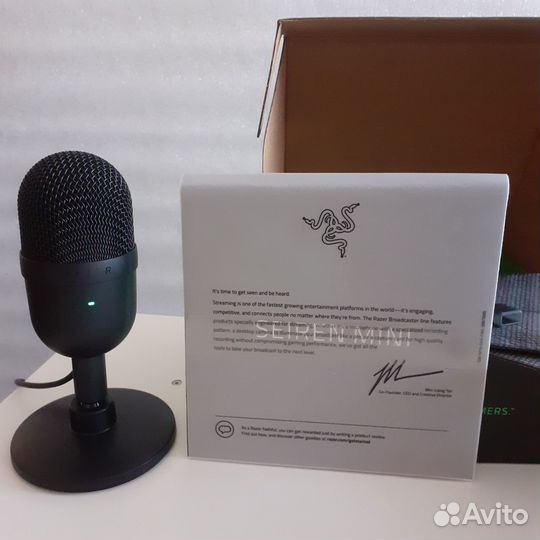 Микрофон razer Seiren Mini