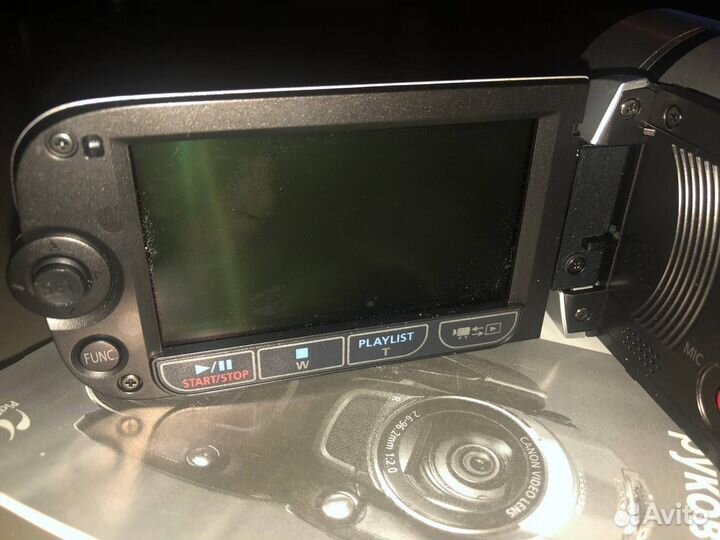 Видеокамера Canon Legria FS200