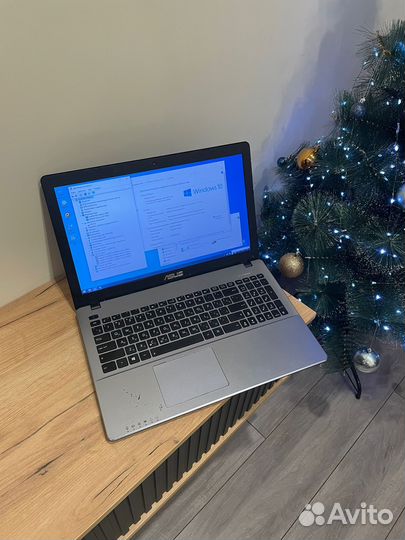 Ноутбук asus X550V