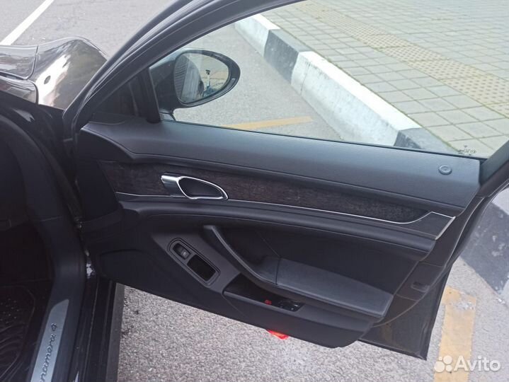 Porsche Panamera 4 3.6 AMT, 2010, 200 000 км