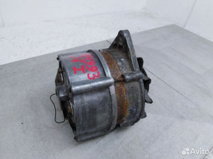 Генератор Ауди 100 C3