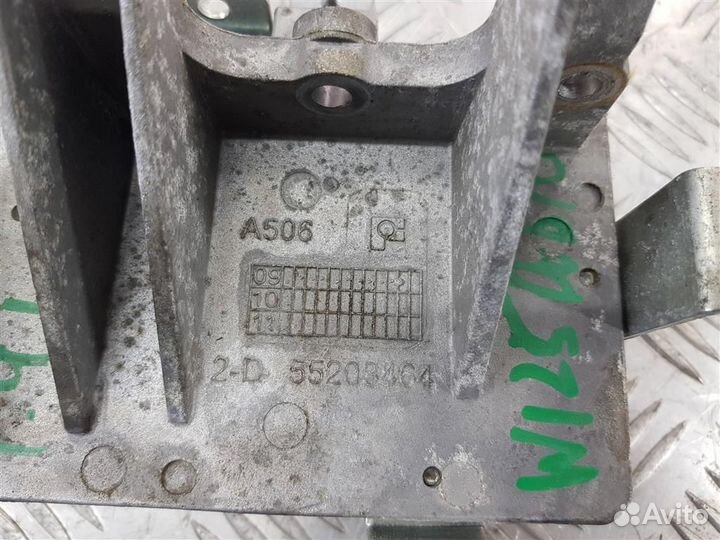 Кронштейн блока управления двигателя Фиат Doblo