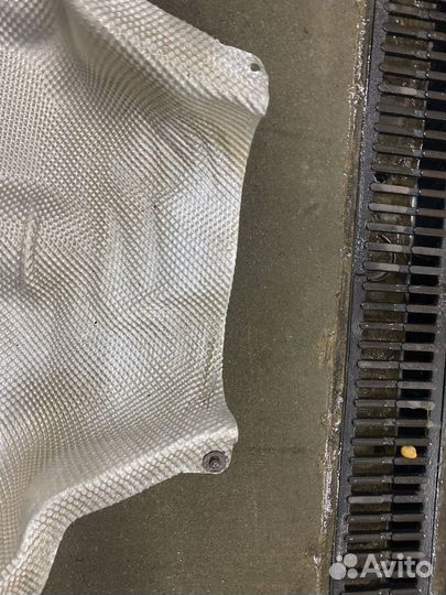 BMW X6 E71 F16 X5 E70 F15 теплоизоляция туннеля