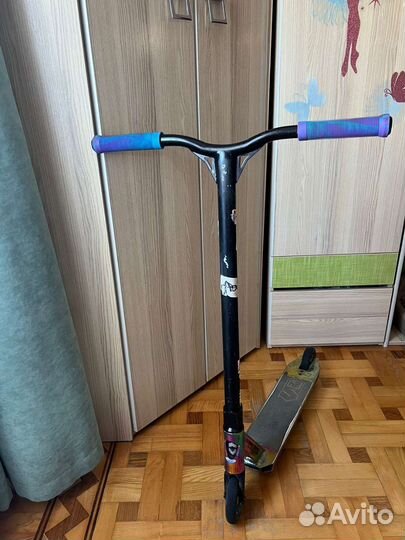 Самокат трюковой