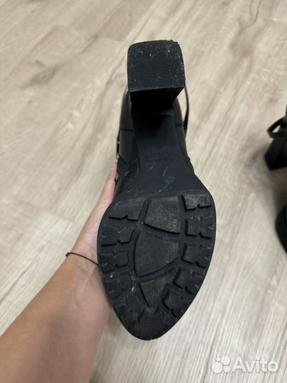 Ботинки демисезонные