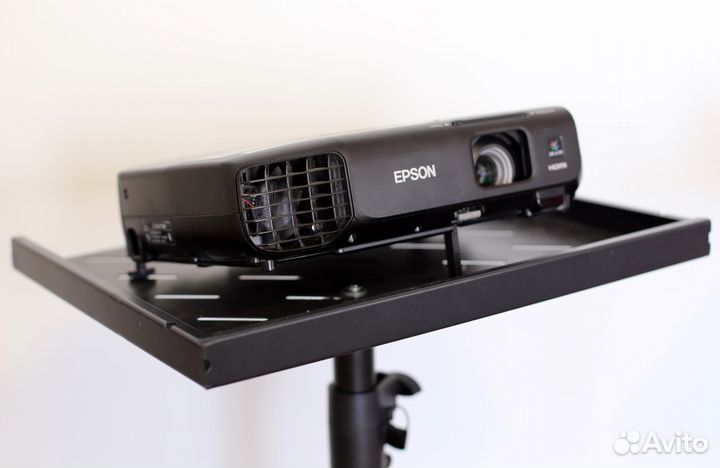 Проектор, экран. Аренда, прокат