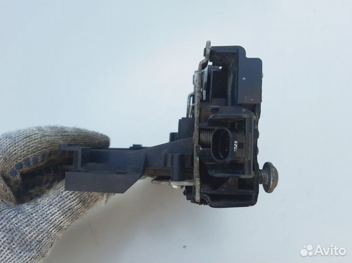 Замок передний левый Skoda Fabia 1999-2007