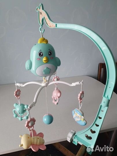 Детский музыкальный мобиль