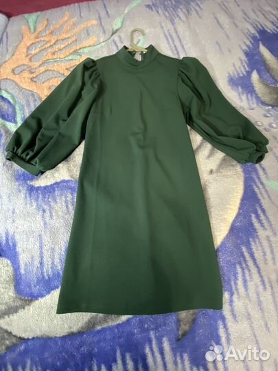 Платье зеленое xxs