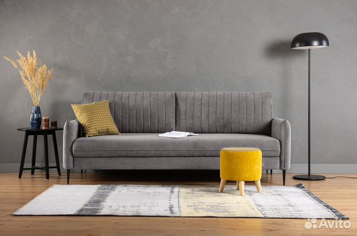 Диван бeз пocpeдникoв