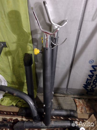 Силовая скамья со стойками Torneo