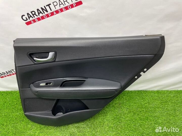 Обшивка боковой двери задняя правая Kia Optima JF