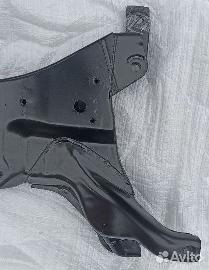 Подрамник передний Mitsubishi Lancer 9/Outlander 1