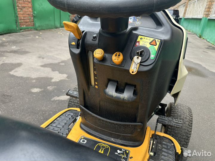 Садовый трактор райдер Cub Cadet CC 1224 KHP