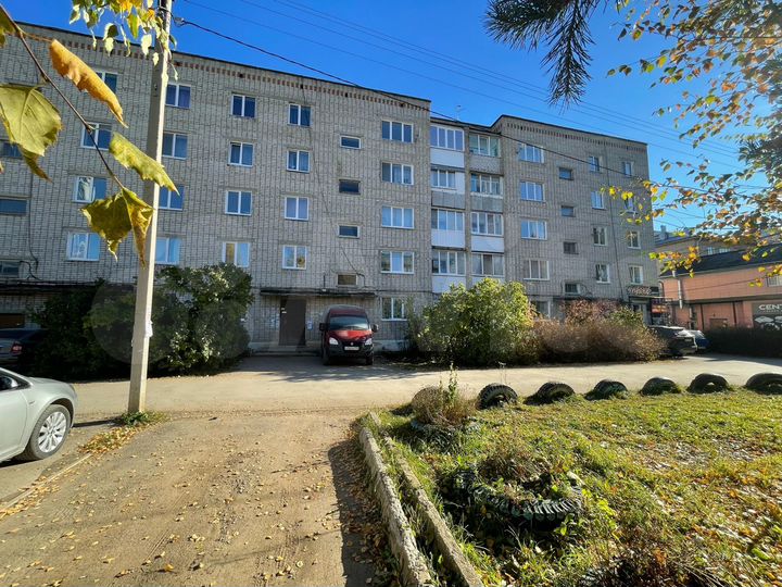 2-к. квартира, 48 м², 5/5 эт.