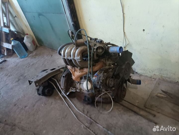 Двигатель УАЗ умз 4213 с кпп