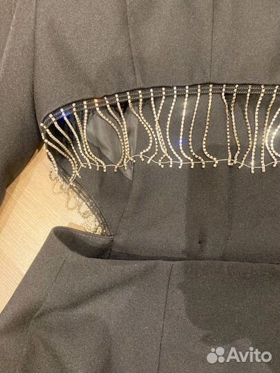 Пиджак черный нарядный со стразами