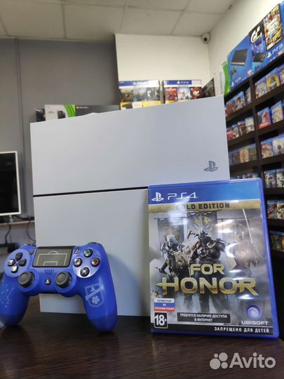 Sony PS4 Белая 1208+For Honor