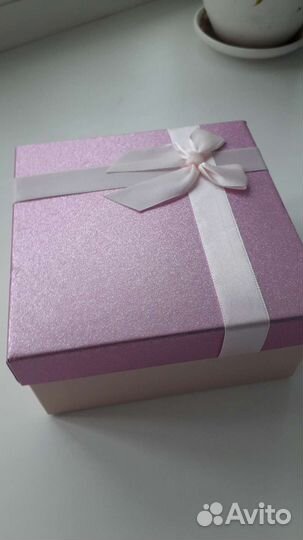 Коробка подарочная