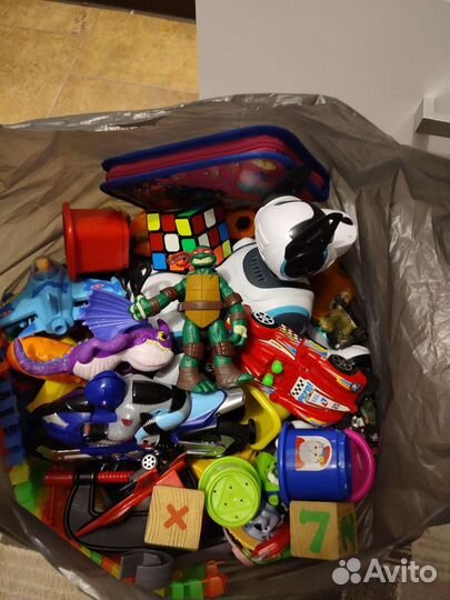 Детские игрушки пакетом для мальчика
