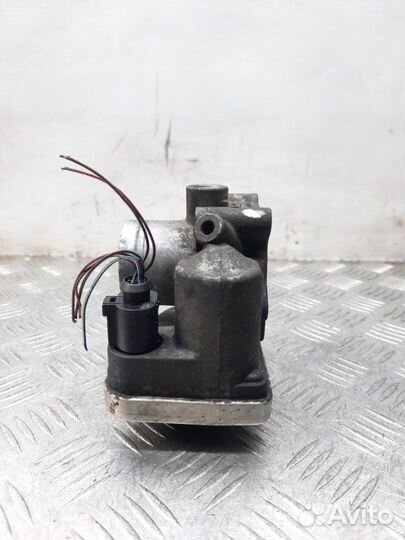 Дроссельная заслонка Volkswagen Polo хэтчбэк 5 дв