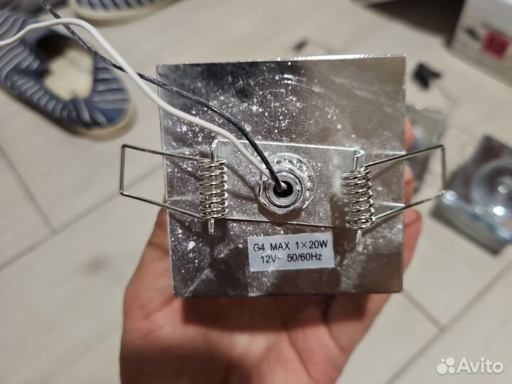 Точечный светильник галогеновый