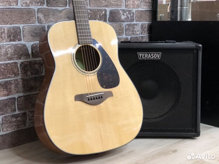 Акустическая гитара Yamaha FG800 natural массив