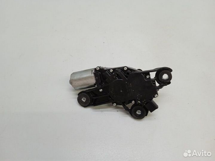 Моторчик стеклоочистителя задний Mazda Axela 2.0