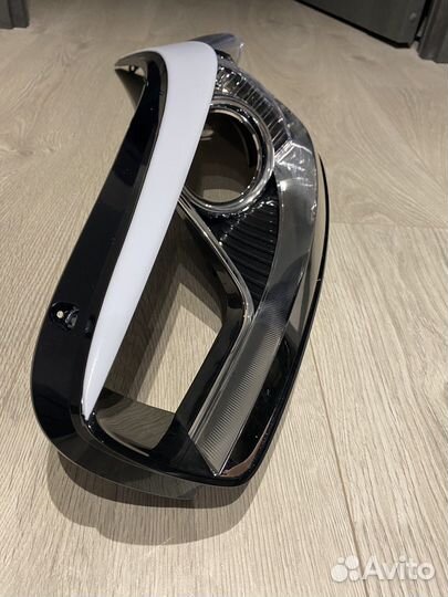 Отражатель левой фары KIA ceed 2 поколения без дхо