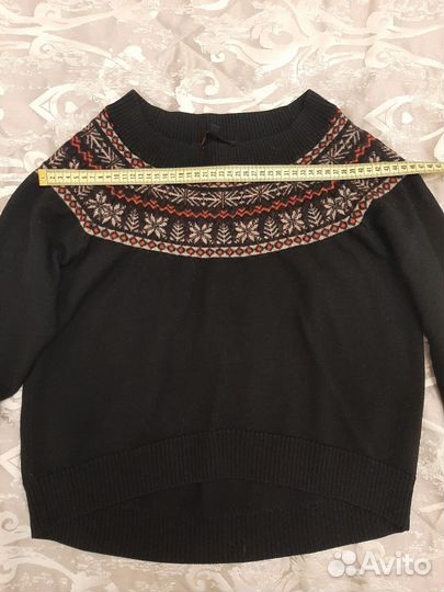 Свитер шерстяной женский