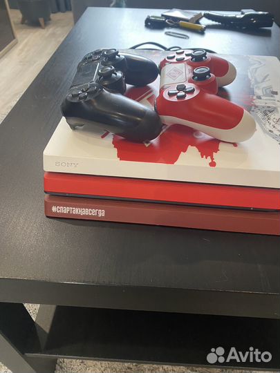 Sony playstation 4 pro cuh 7208b