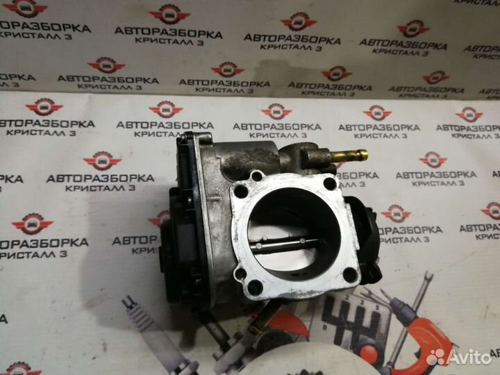 Заслонка дроссельная Vw Golf 4 06A133064J